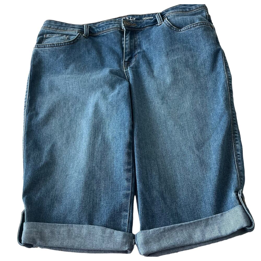 STYLE & CO. HIGH-RISE STRAIGHT CUFFED LEG JEAN CAPRIS, WOMENS, 12, DENIM BLUE